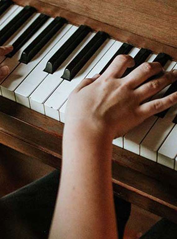 Top 5 Best Kids Pianos & Keyboards