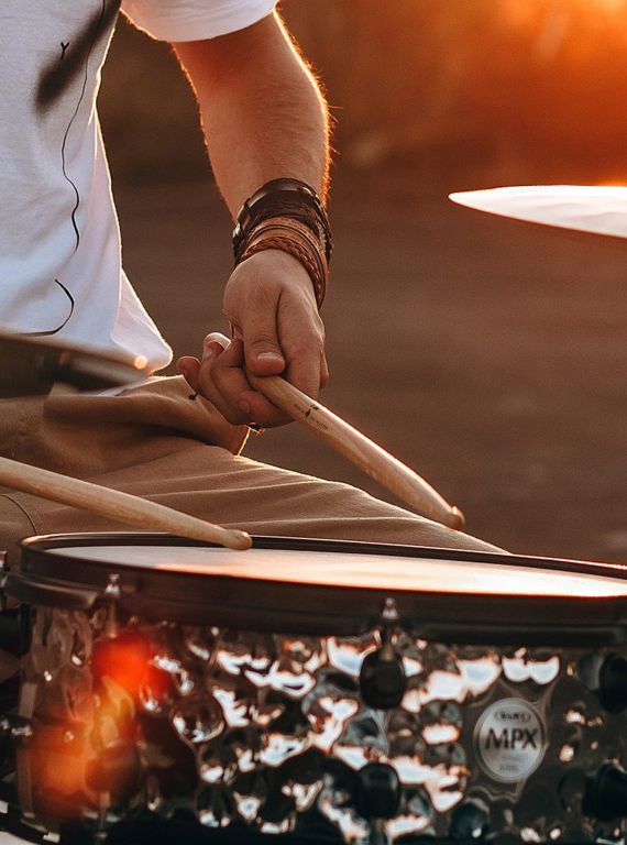 best-gifts-for-drummers