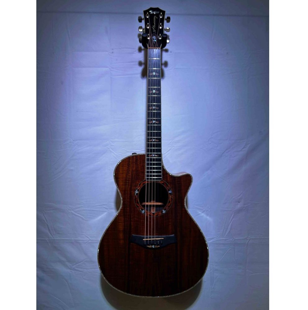 An image of Pre-Owned Taylor K22 30th Aniversary (045438) | PMT Online