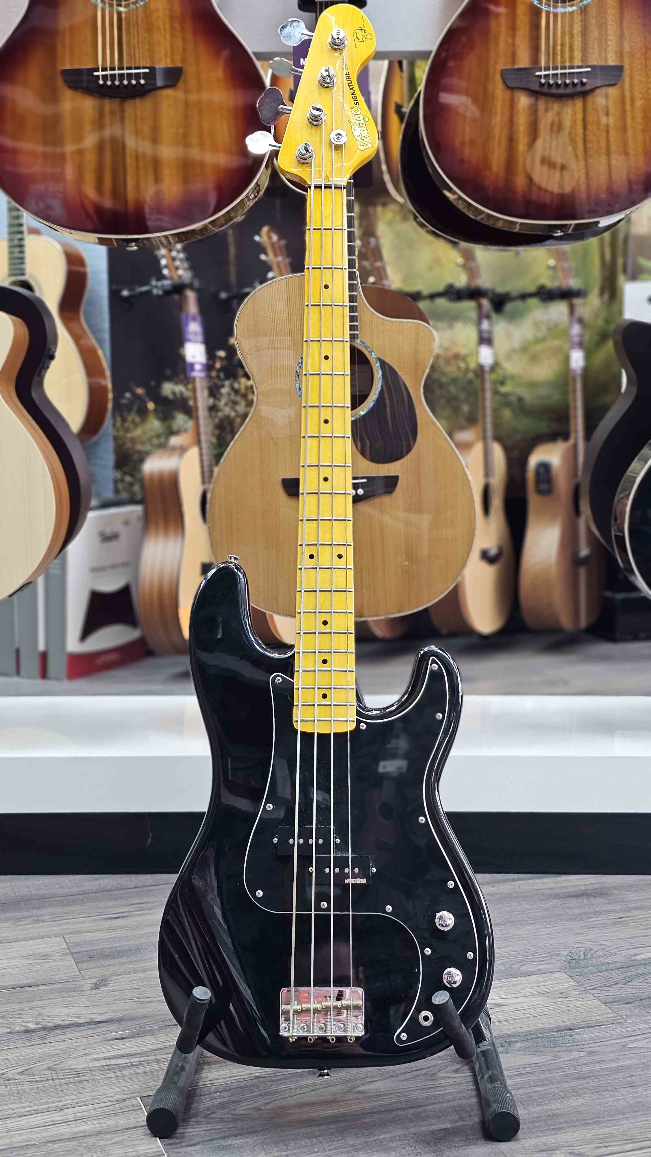 An image of Pre-Owned Vintage Tony Butler Signature P Bass (044263) | PMT Online
