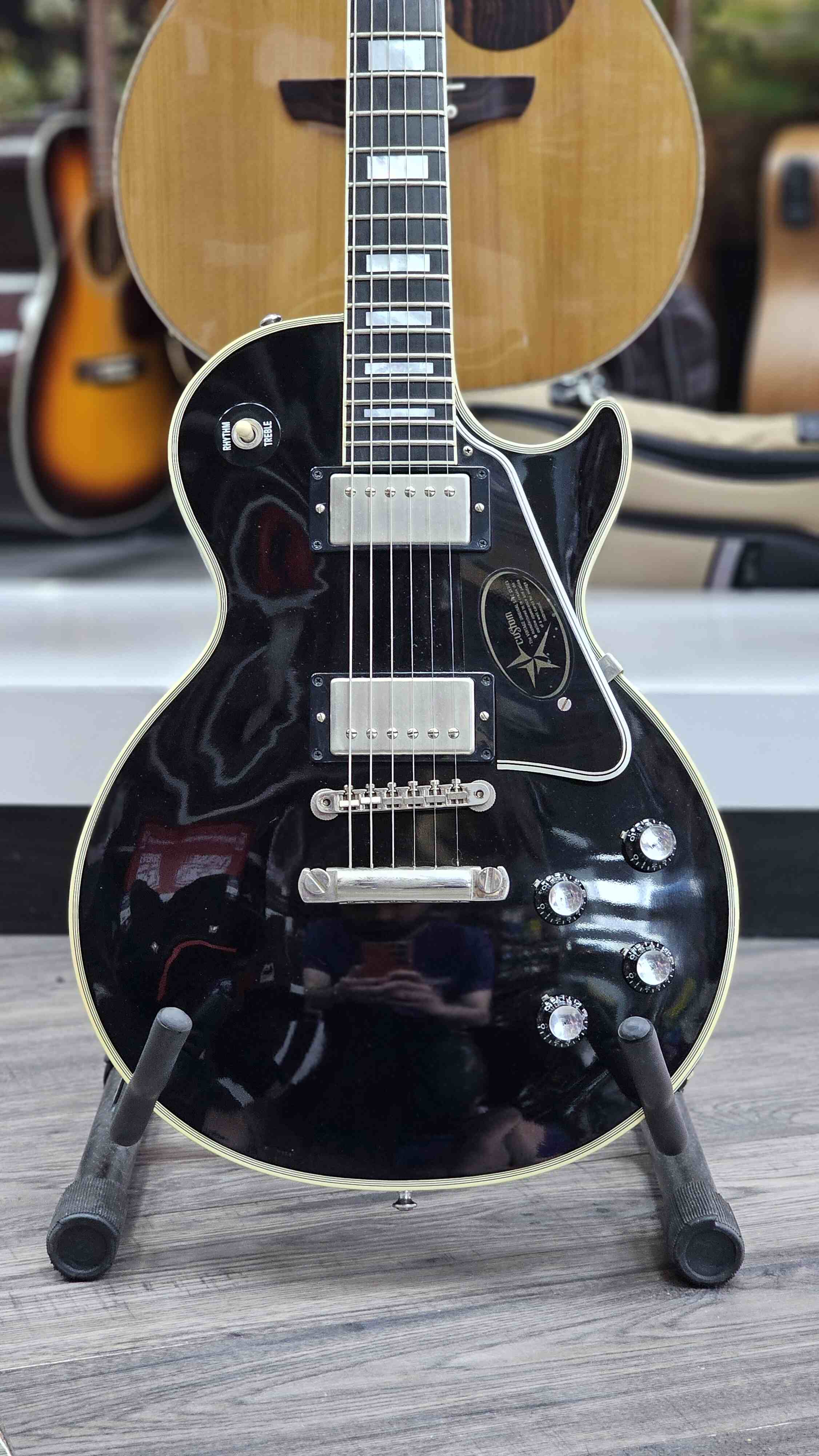 An image of Pre-Owned Gibson Les Paul 68 Custom Reis (045226) | PMT Online
