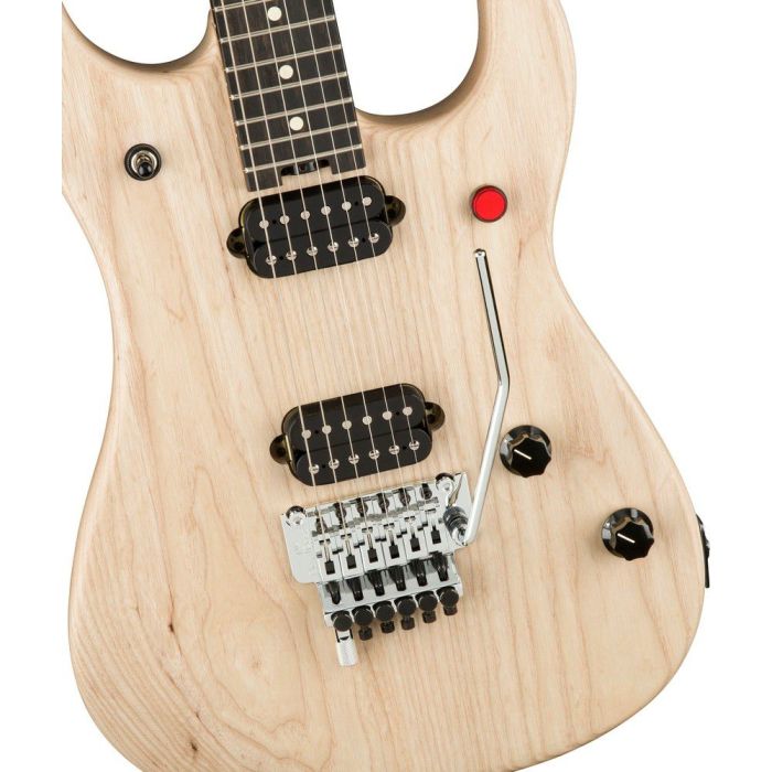 EVH Limited Edition 5150 Deluxe Ash EB Natural, body closeup