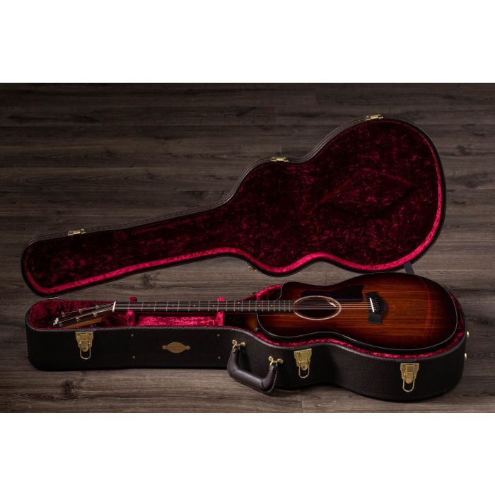Taylor 224ce-K DLX Electro Acoustic, Shaded Edgeburst in its case