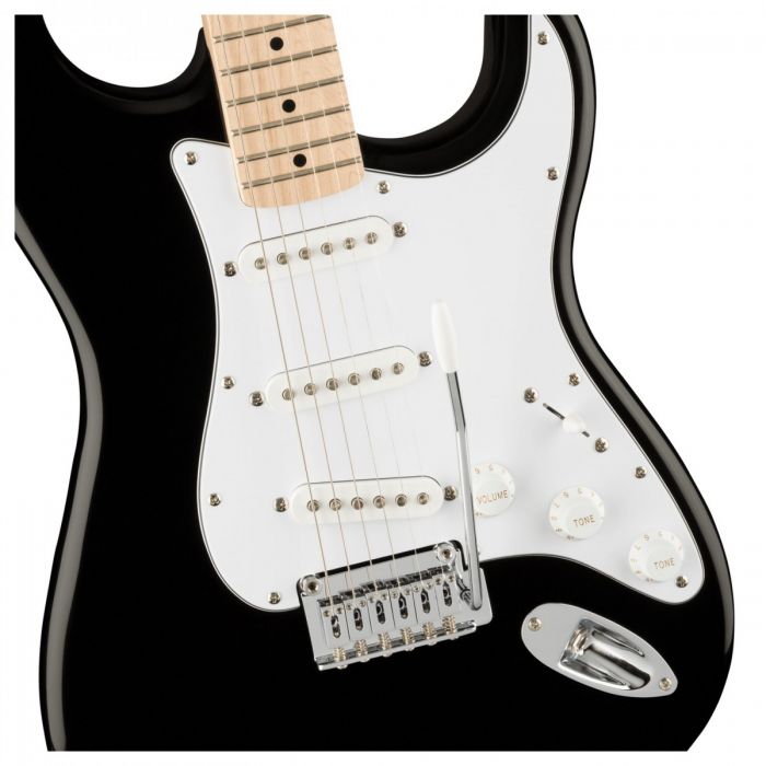 Squier Affinity Stratocaster MN, White PG, Black Front Body Close Up