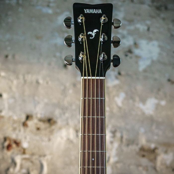 Yamaha FG TA TransAcoustic Guitar Black, headstock closeup