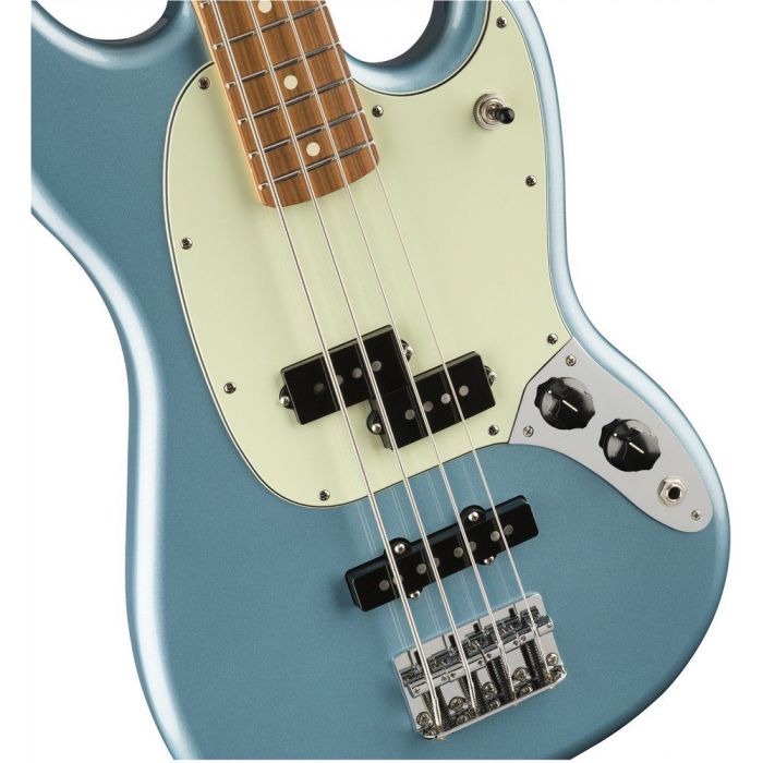 Fender Limited Edition Mustang Pj Bass Tidepool, body closeup