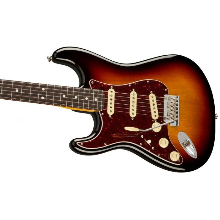 Fender American Professional II Strat LH 3 color Sunburst Rw, body closeup