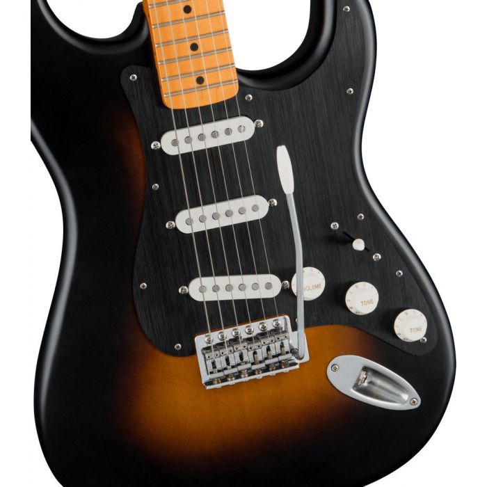 Squier 40th Anniv Stratocaster Vintage Edition MN Black PG Satin Wide 2 color Sunburst, body closeup