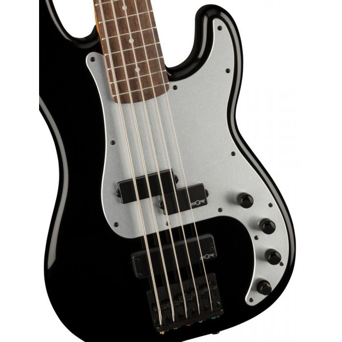 Squier Contemporary Active Precision Bass Ph V IL Silver Anodized PG Black, body closeup