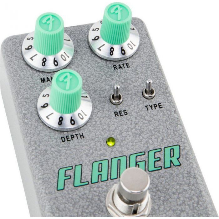 Fender Hammertone Flanger, controls closeup