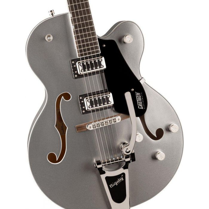 Gretsch G5420t Electromatic Classic Hollow Body Single cut Bigsby Airline Silver, body closeup