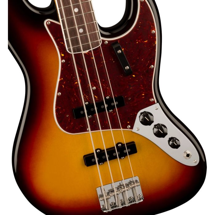 Fender American Vintage Ii 66 Jazz Bass Rw 3 Tone Sunburst, body closeup