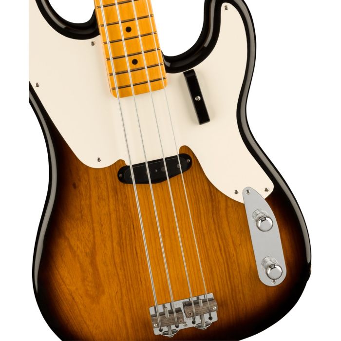 Fender American Vintage Ii 54 P Bass Mn 2 Tone Sunburst, body closeup