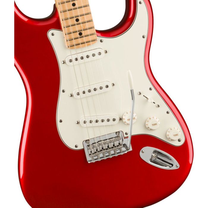 Fender Player Stratocaster Mn Candy Apple Red, body closeup