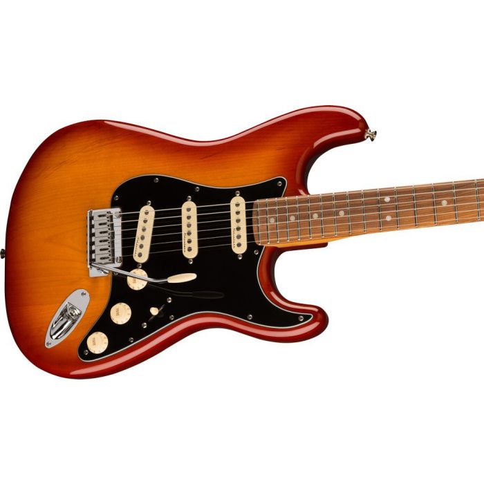Fender Player Plus Stratocaster Pf Siena Sunburst, angled view