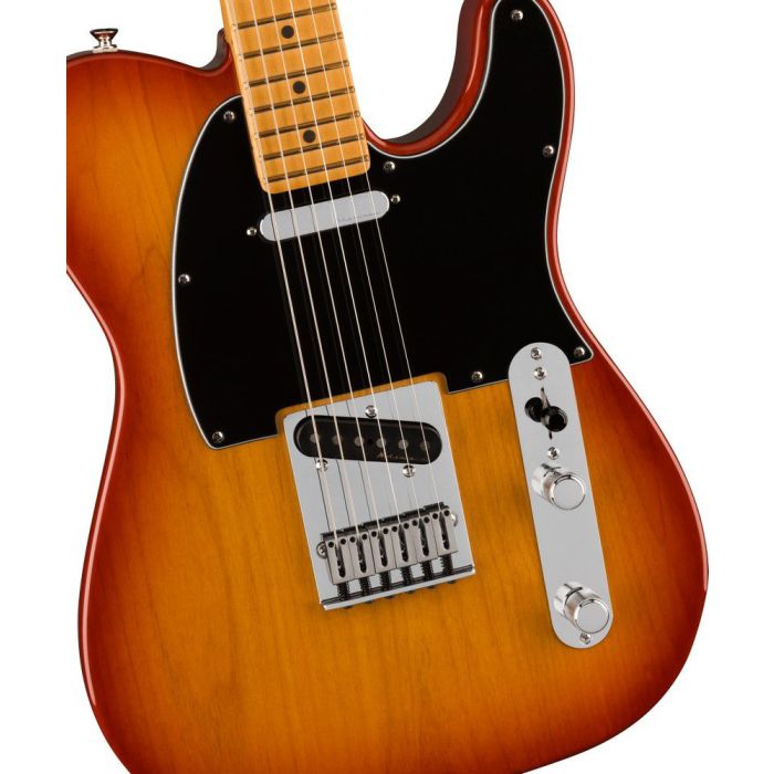 Fender Player Plus Telecaster Mn Siena Sunburst, body closeup