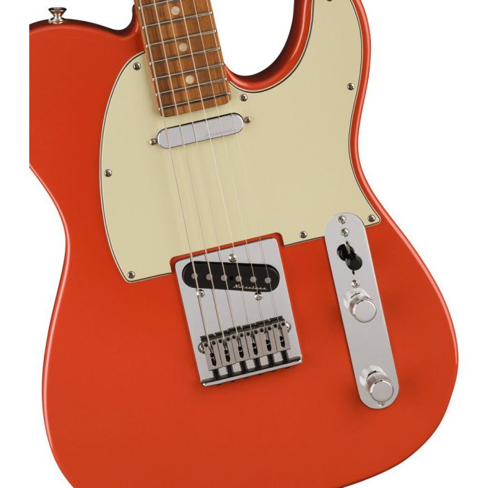 Fender Player Plus Telecaster Pf Fiesta Red, body closeup