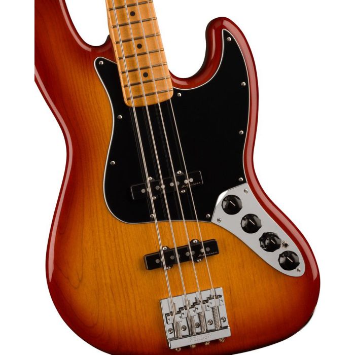 Fender Player Plus Jazz Bass Mn Siena Sunburst, body closeup