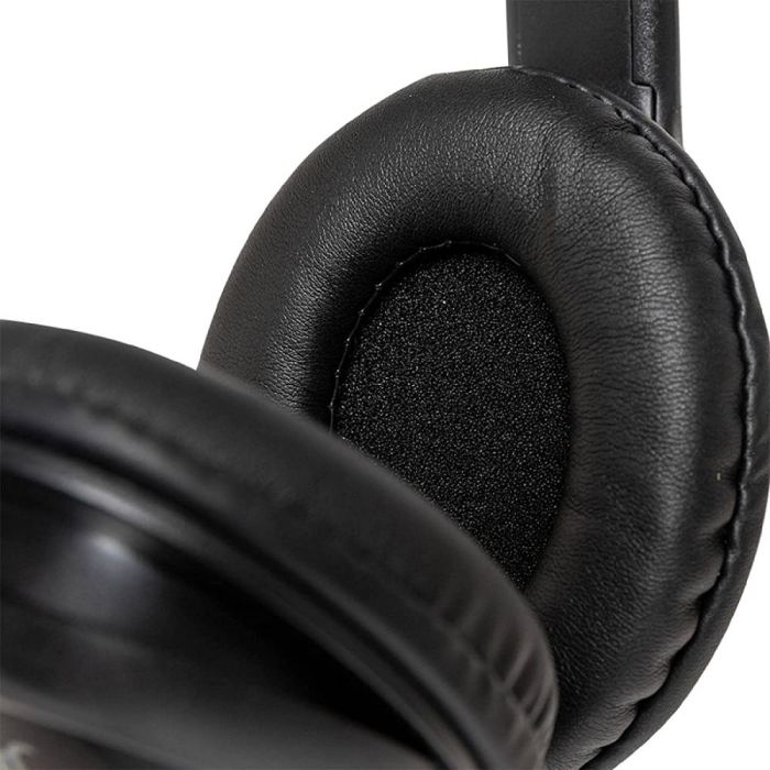 Stagg SHP-2300H General Purpose HiFi Stereo Headphones closeup