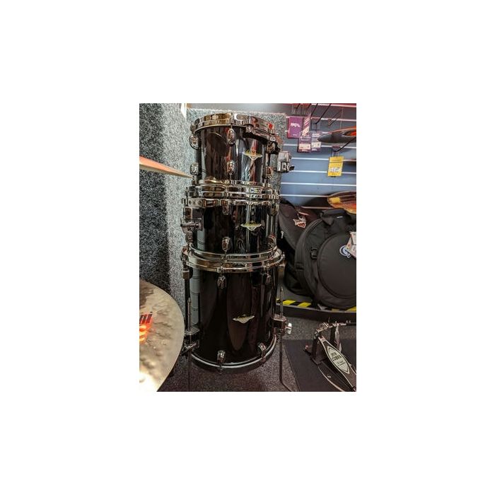 B-Stock Tama Starclassic Maple 4-Piece Drum Kit in Piano Black toms