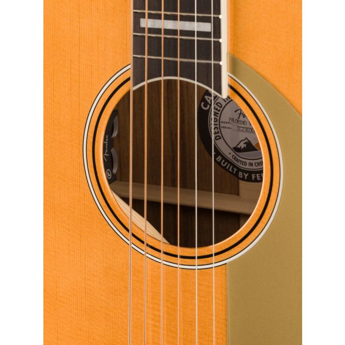 Fender Palomino Vintage OVFB GPG Aged Natural, soundhole closeup