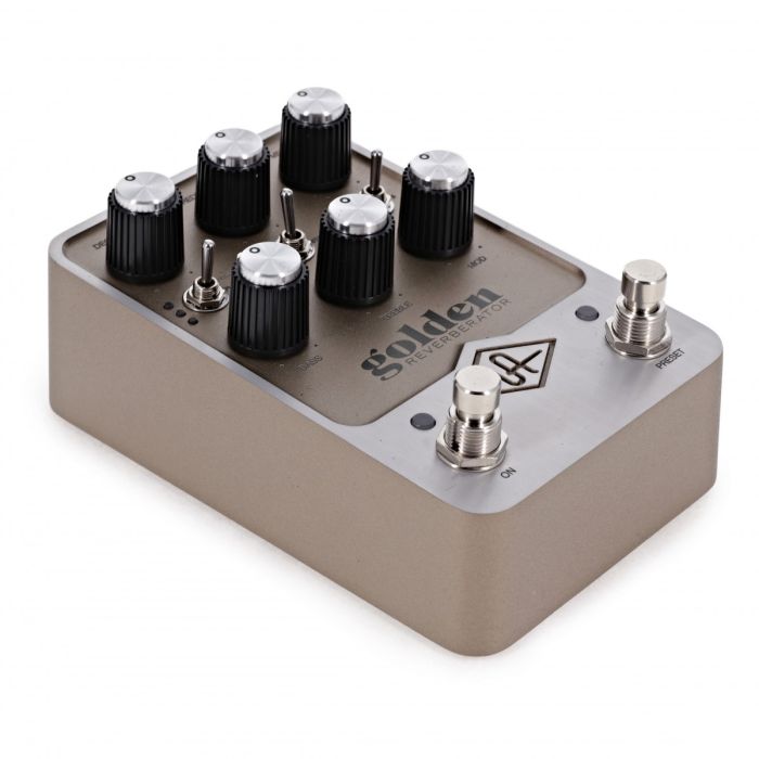 Universal Audio Golden Reverb Pedal Angled