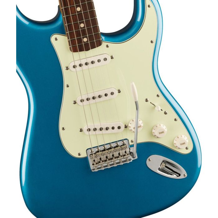 Fender Vintera Ii 60s Stratocaster RW Lake Placid Blue, body closeup