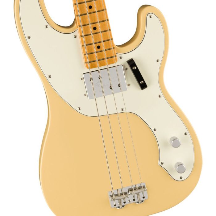 Fender Vintera Ii 70s Telecaster Bass MN Vintage White, body closeup