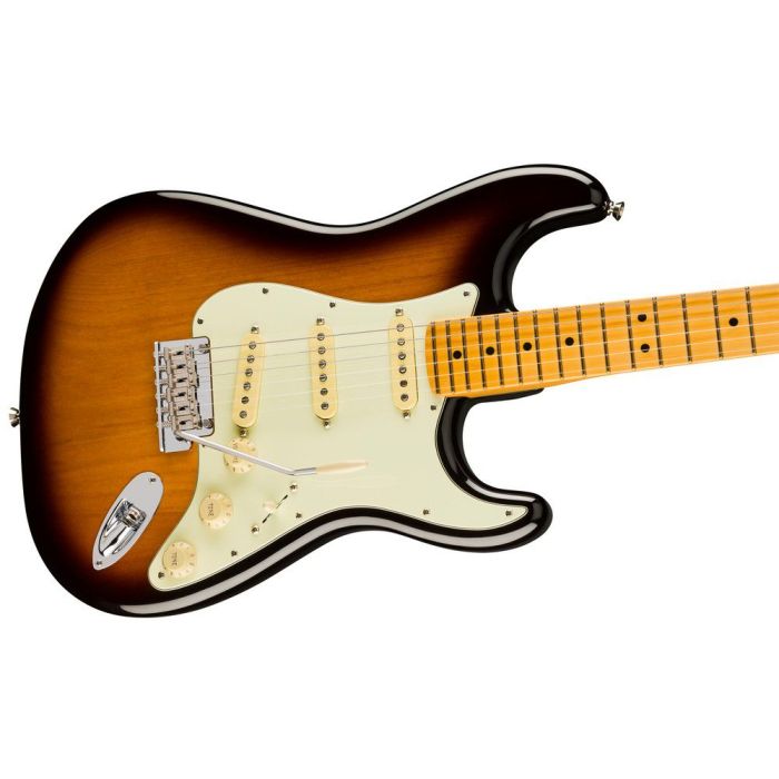 Fender 70th Anniversary American Professional Ii Stratocaster Mn 2 Colour Sunburst, angled view