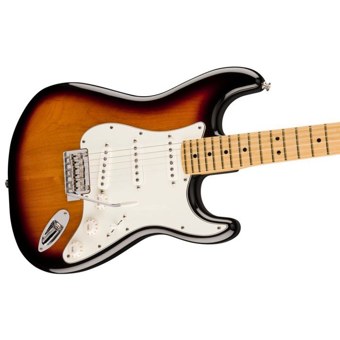Fender 70th Anniversary Player Stratocaster Mn 2 Colour Sunburst, angled view