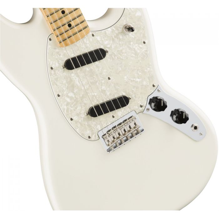 Mexican Fender Mustang Offset Series White Fixed Bridge