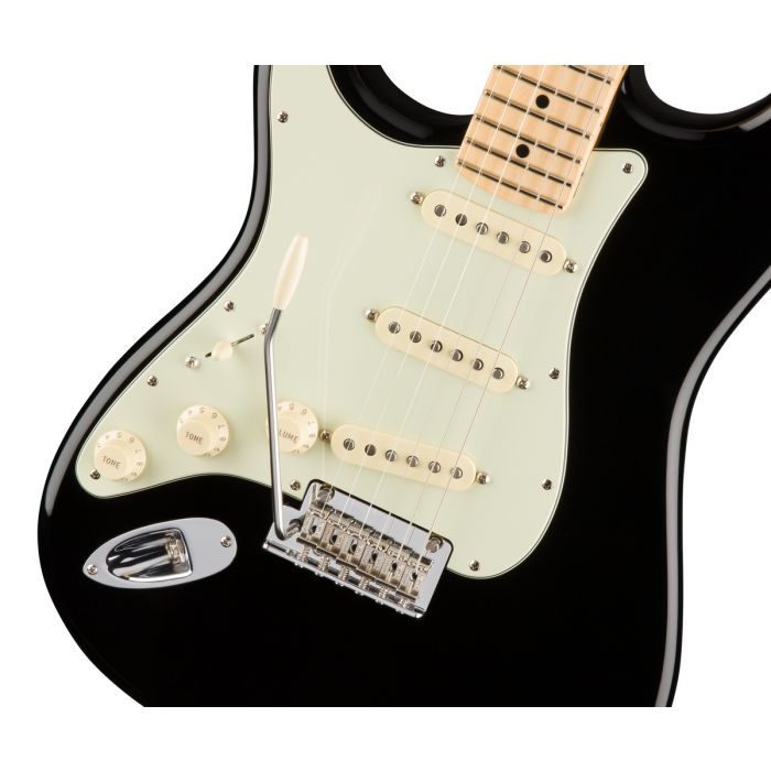 Fender American Professional Stratocaster LH MN, Black Pickups