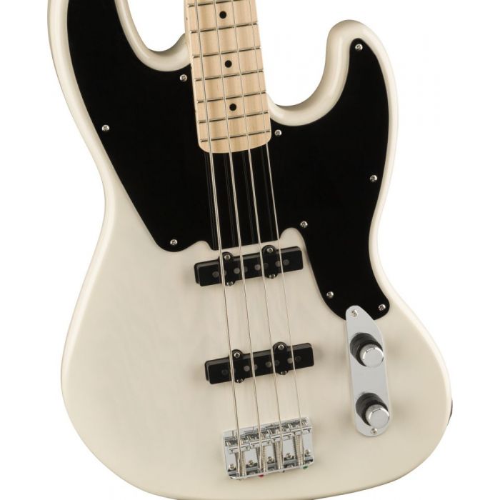 Closeup of the body on a Squier Paranormal Jazz Bass 54 MN, White Blonde
