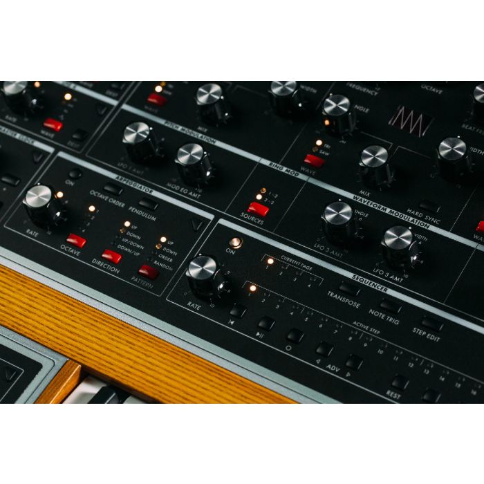 Moog One 16 Voice Analog Synthesizer Sequencer