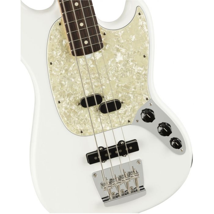 Fender American Performer Mustang Bass RW FB Arctic White front closeup