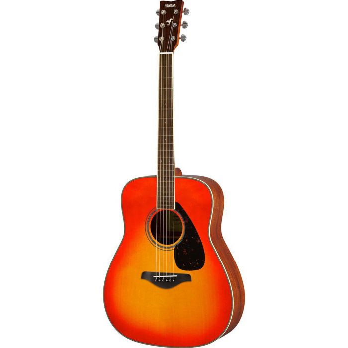 Full frontal view of a Yamaha FG820 Acoustic in Autumn Burst