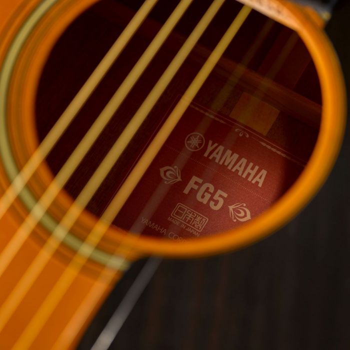 The Titular Red Label of the Yamaha FG5