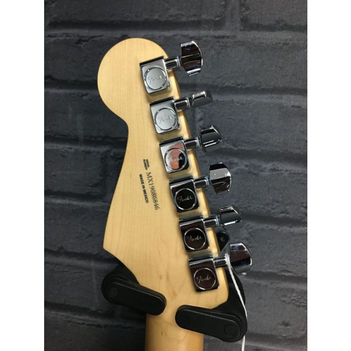 B-Stock Fender Player Stratocaster Machineheads