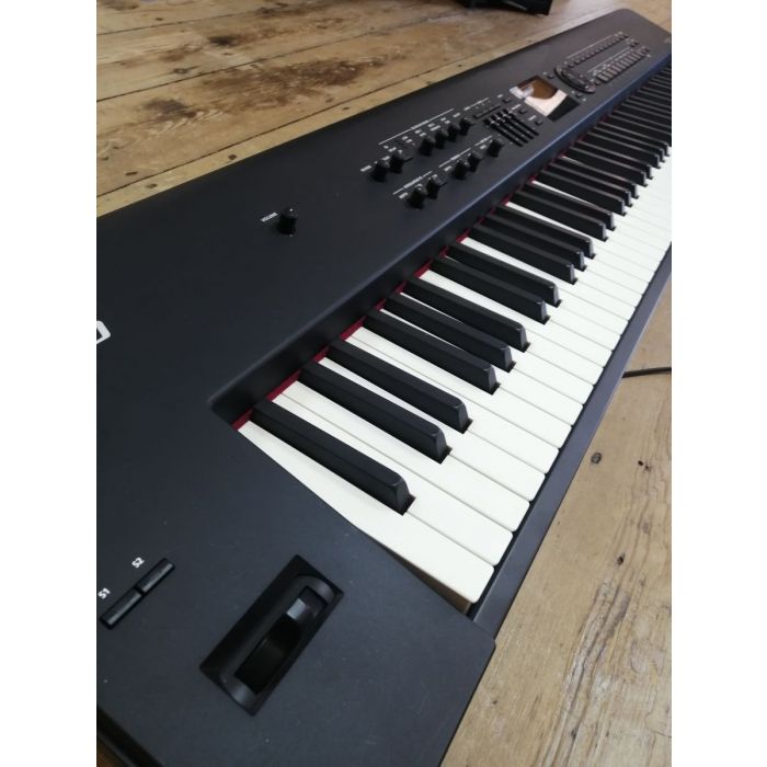 Angled View of B-Stock Roland RD-800 Stage Piano
