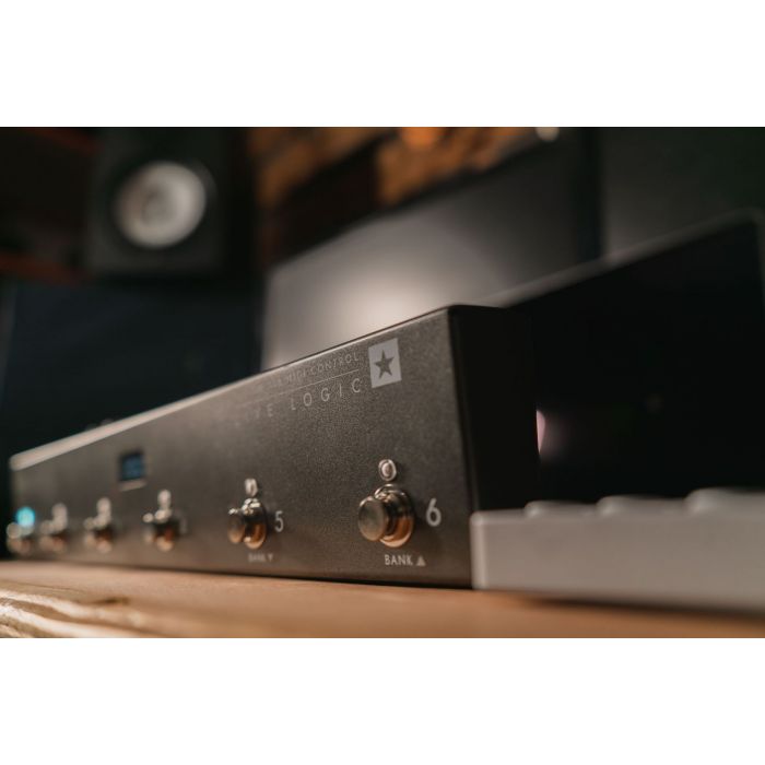 Blackstar Live Logic MIDI Controller In The Studio