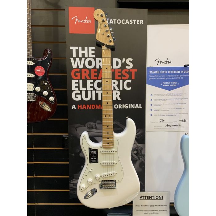 B-Stock Fender Player Stratocaster Left Handed Polar White