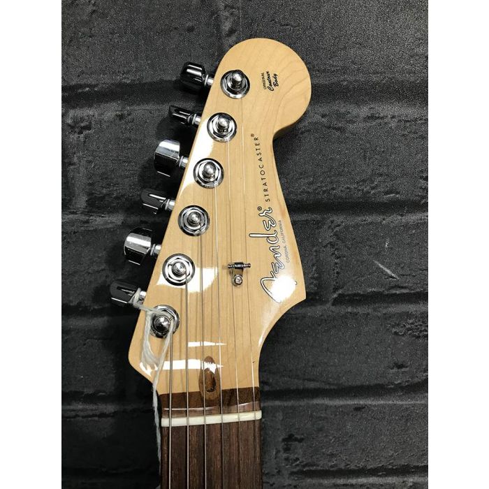 B-Stock Fender American Pro Stratocaster RW 3-Colour Sunburst Headstock Front