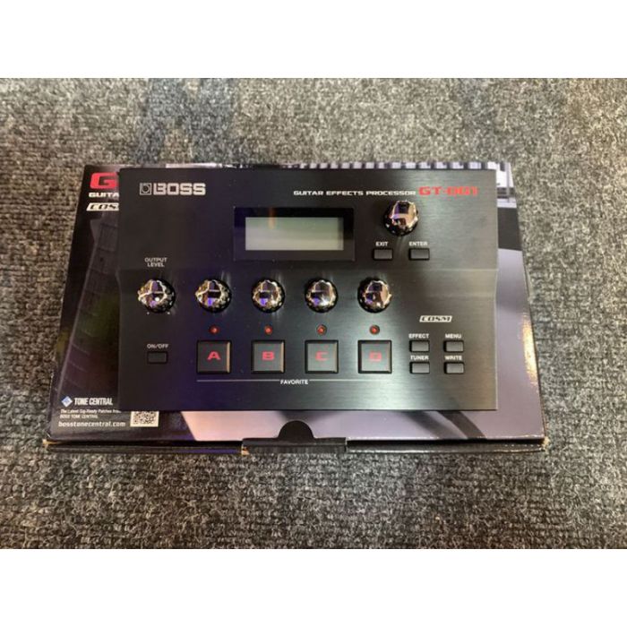 B-Stock Boss GT-001 Guitar Effects Processor with its box