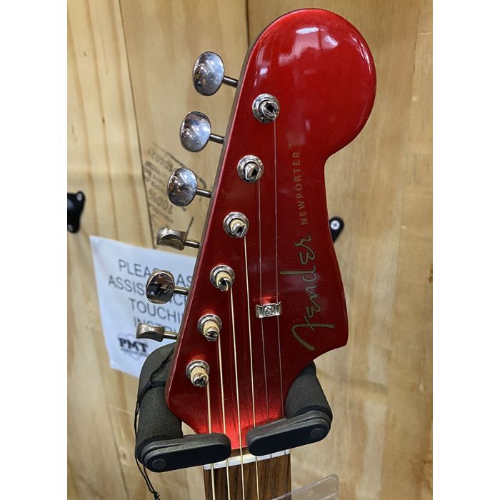 B Stock Fender Newporter Classic Electro Acoustic Red Metallic Headstock