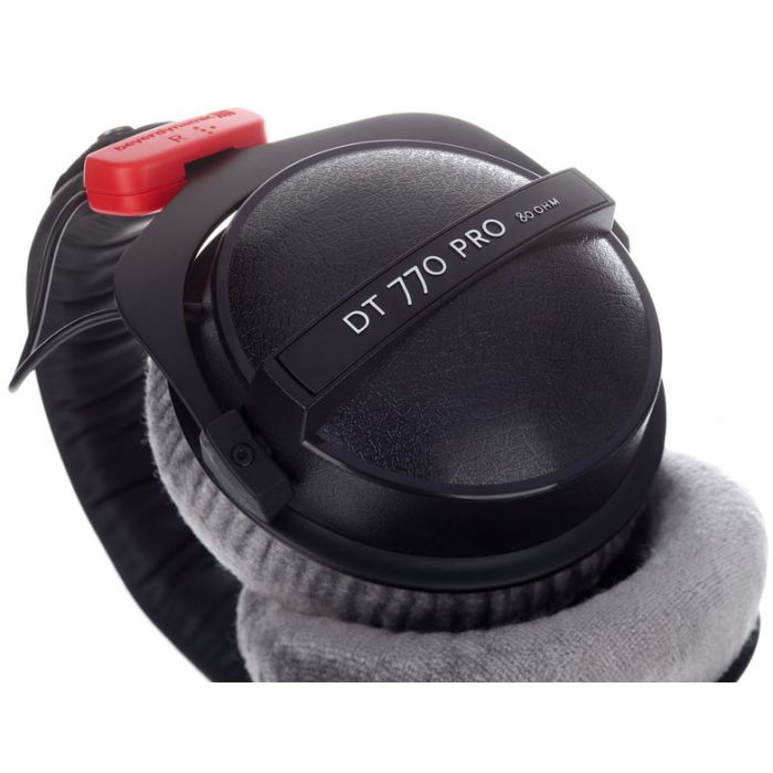 Beyerdynamic DT770 Pro LTD 80 Headphones zoom