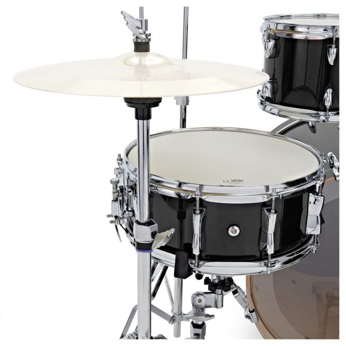 Yamaha Stage Custom 20" Drum Kit w/Hardware Pack, Raven Black snare