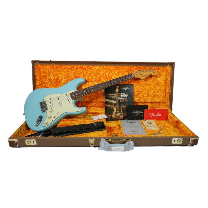 Fender Custom Shop 62 Strat Journeyman Relic RW, Daphne Blue in its case