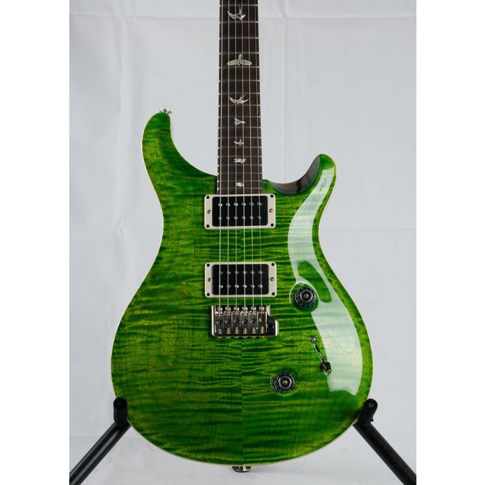 Closeup of the body on a PRS Custom 24 Guitar Pattern Thin RW, Emerald