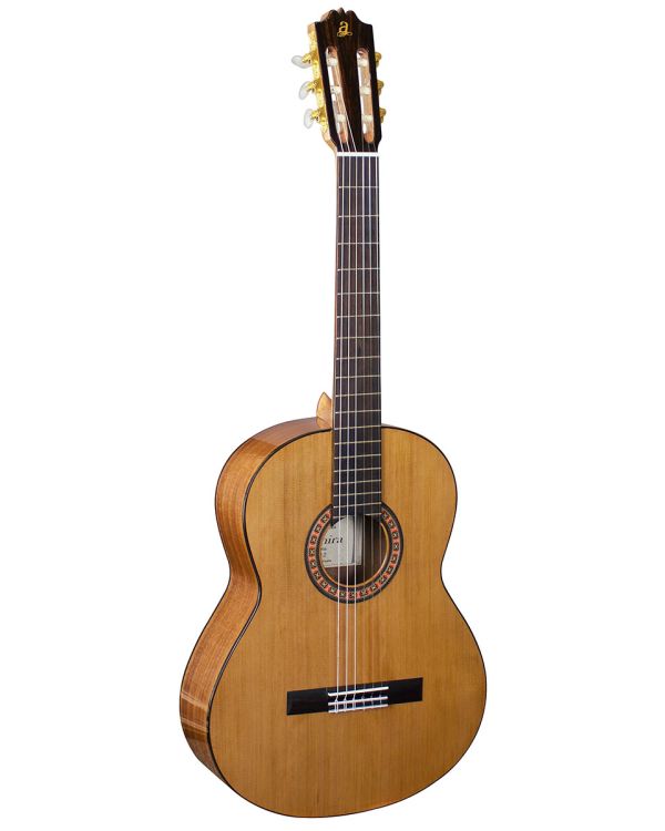Admira ADM02 A2 Classical Guitar, Cedar 