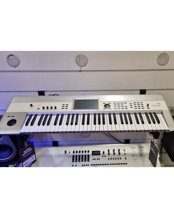 Pre-Owned Korg Krome 61 Synthesizer Workstation 